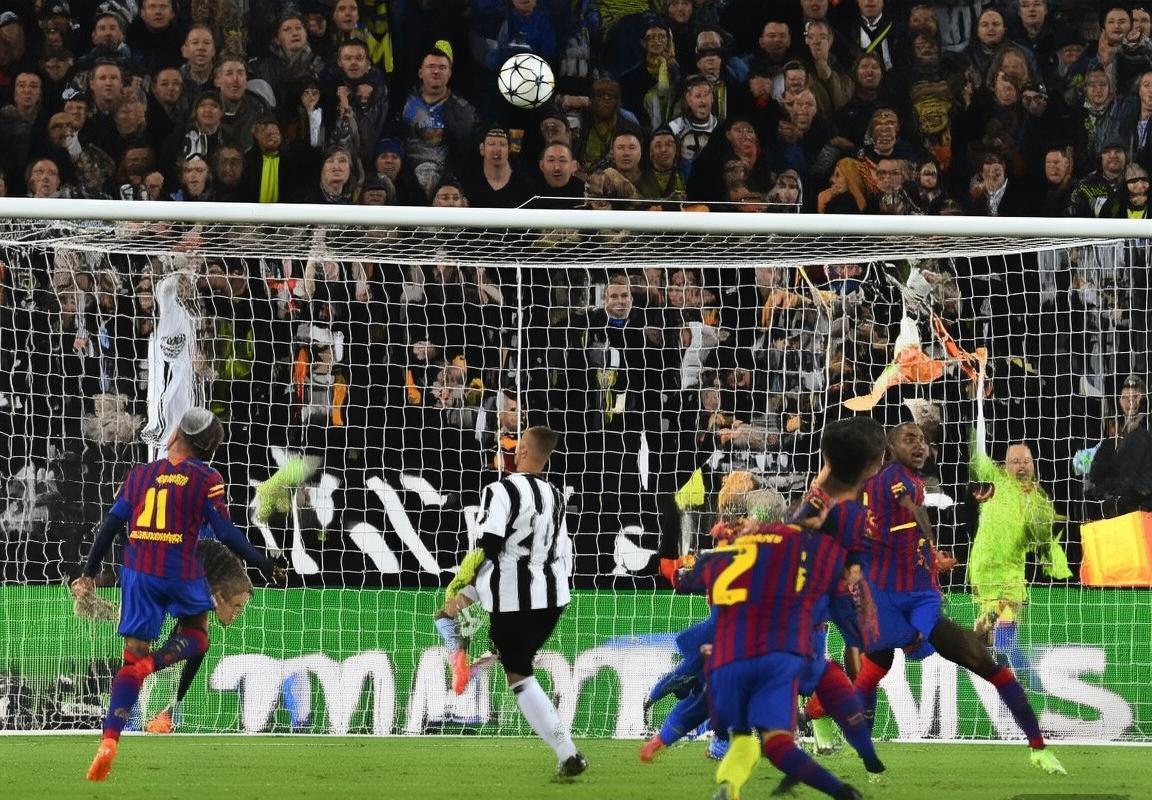 巴塞罗那对尤文图斯：巅峰对决战报与成长解析(图3)